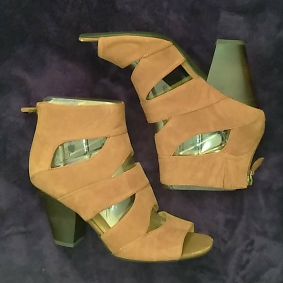 Brand new Franco Sarto Heels - Picture 2 of 4